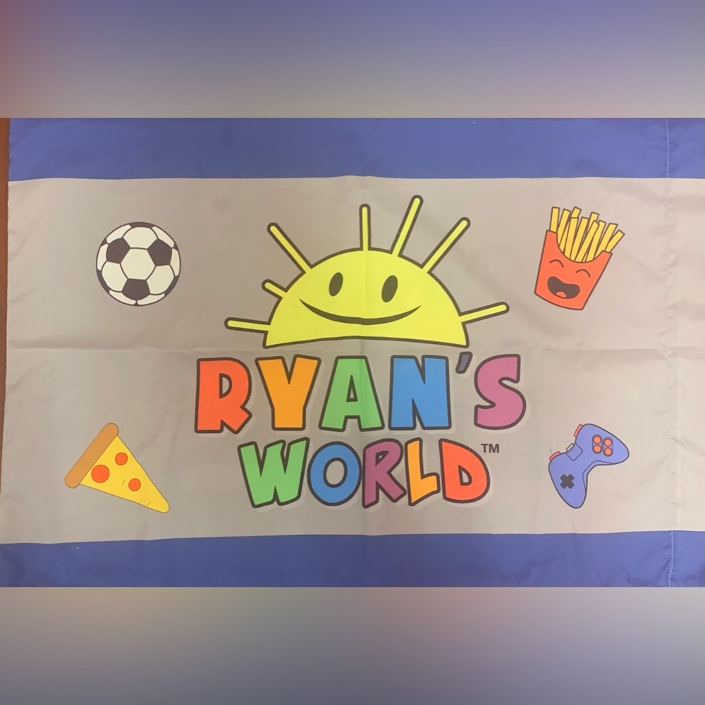Pillowcase - Picture 2 of 3
